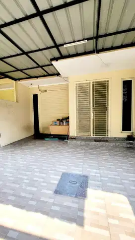Rumah Di Taman Semanan Jakarta Barat Luas 6x15 2,5 Lantai SHM Furnish