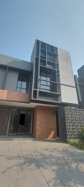 Rumah Baru Dekat Tol Cakep Rapi Siap AJB di Flavio Suvarna Sutera