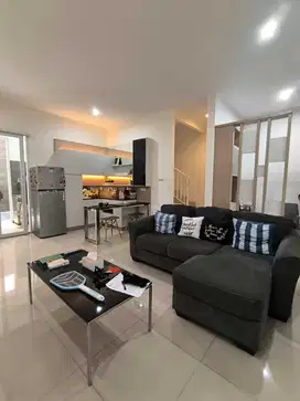 Rumah Bagus Full Furnished, Cluster Aman di Taman Kopo Indah 5