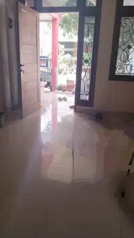 Rumah 1 Lantai Nyaman di Graha Raya – Lokasi Strategis & Harga Terbaik