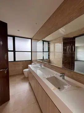 Dijual rumah BSD city zora