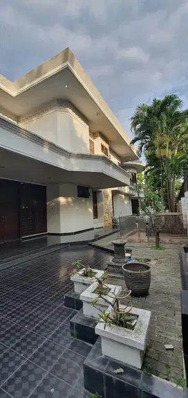 Rumah Mewah Kupang Baru Cocok Untuk Usaha Strategis Surabaya Barat