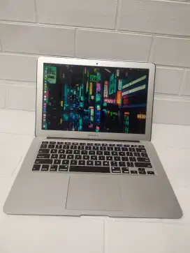 Laptop Macbook Air keyboardbacklight dual core i5 slim Ram 4 SSD 128gb