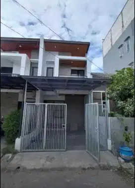 Rumah Minimalis Dekat UPN di  Gunung Anyar Surabaya