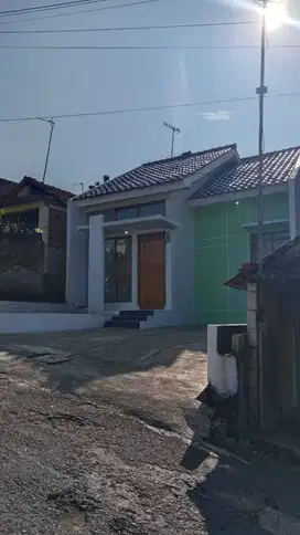 RUMAH PINGGIR JALAN FREE SUMUR BOR, bisa dicicil