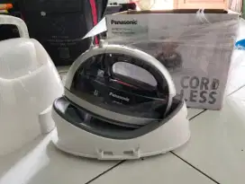 Setrika uap panasonic