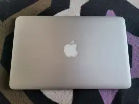 Macbook Air 11 inc 2015 4/128 Bagus lur