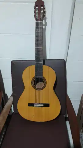 Gitar klasik Yamaha SM315