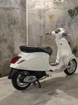 Jual Vespa Primavera 2014 Putih Second