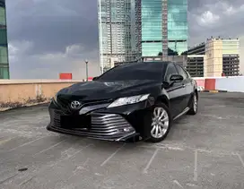Toyota Camry 2.5V 2019 istimewa termurah, kredit DP minim
