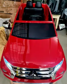 MOBIL AKI PMB TOYS MITSUBISHI  PAJERO SPORT  M 8899
