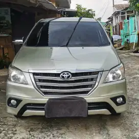 Innova diesel G AT