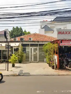 Disewakan tempat usaha di Kemang Timur