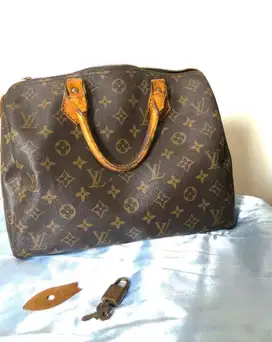 Louis Vuitton Monogram Speedy 30