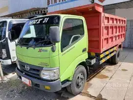 Jual beli hino light truck tahun 2017
