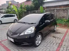 Honda Jazz RS 2009 Matic Orisinil Siap Pakai