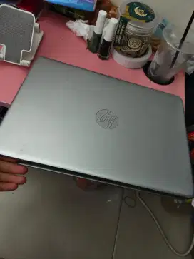 LAPTOP HP 14s cf1046tu second