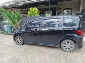 Honda Freed 2011 Bensin