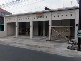 Disewakan Kios, Lokasi Strategis, Cocok buat Usaha