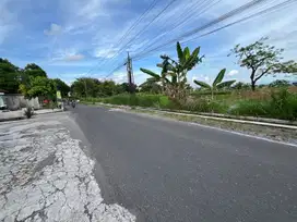 3 MENIT KAMPUS UNRIYO: Tanah di Jl Raya Sambiroto Maguwo Jogja