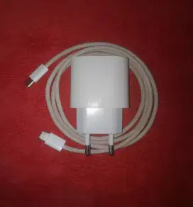 Charger iPhone 15 ori ibox