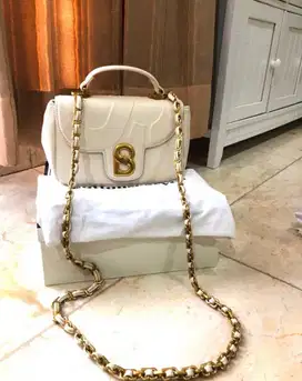Buttonscraves Alma Chains ( Authentic)