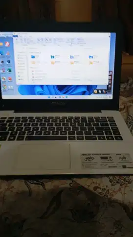 Jual Laptop Asus A455L