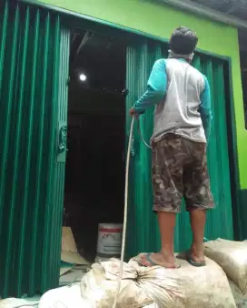 Tukang spesialis rolling door dan folding gate panggilan