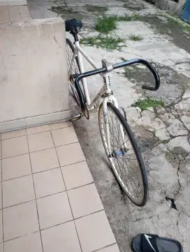 JUAL SEPEDA FIXIE SOLOIST 1 ( BU)