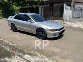 Mitsubishi Galant 2000 Bensin