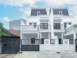 Rumah Cantik Modern 15 Menit ke RS Premier Bintaro Siap Huni J-31814