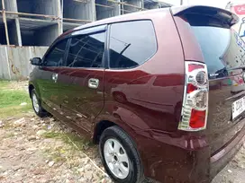 Daihatsu Xenia 2010 Bensin