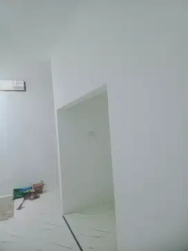 Cat dinding rumah