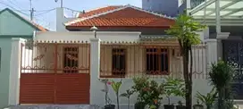2 Lantai dekat kenjeran‼️Disewakan rmh siap huni lebak indah