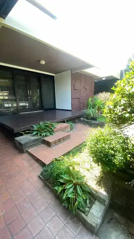 RUMAH JL LANGSEP PISANG CANDI KOTA MALANG