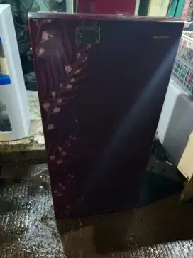 Kulkas Sharp siap pakai normal