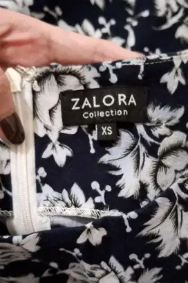 Preloved Dress Zalora Navy-Flower