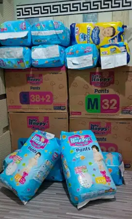 Pampers MamyPoko M32