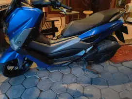 YAMAHA N MAX WARNA BIRU KEREN