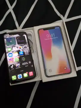 IPHONE X 64 GB.
