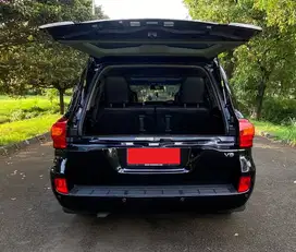 Kredit TDP MINIM Land Cruiser200 Full spec 2014 Hitam V8 Diesel