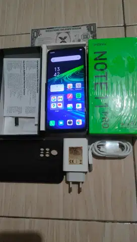 Dijual cpt bsa TT Infinix NOTE 11 PRO 8/128GB Fullset ORI Siap pakai
