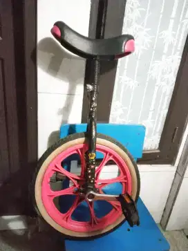 Jual cepat sepeda sirkus roda 1