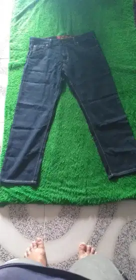 Dijual celana jeans size 36