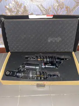 DIJUAL SHOCKBREAKER KTC KYTACO FOR NMAX OLD