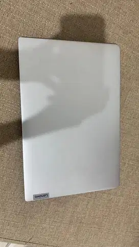 Lenovo Ideapad Slim 1i (147)