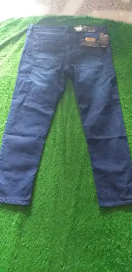 Dijual celana jeans size 36