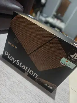 Dijual Cepat PlayStation 5 30th Anniversary Edition