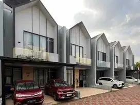 DIJUAL RUMAH SCANDINAVIAN plus ROOFTOP