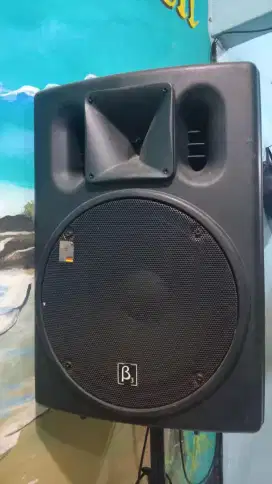 JUAL CEPAT Speaker Beta Three U15A SEPASANG